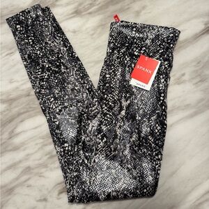 Spanx Faux Leather Snake Shone Leggings
